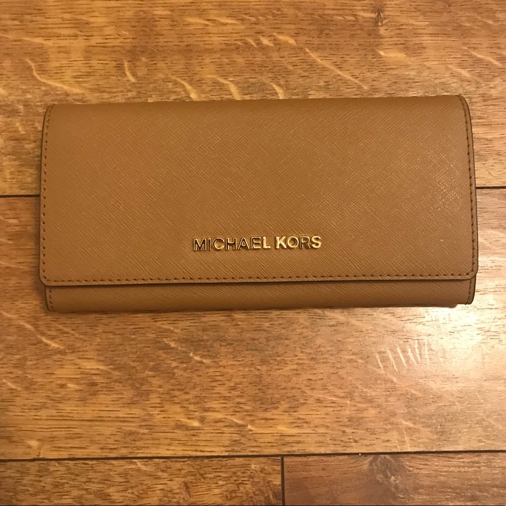 Michael Kors wallet